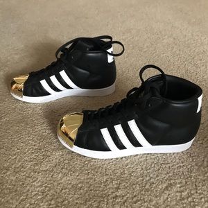 gold toe adidas